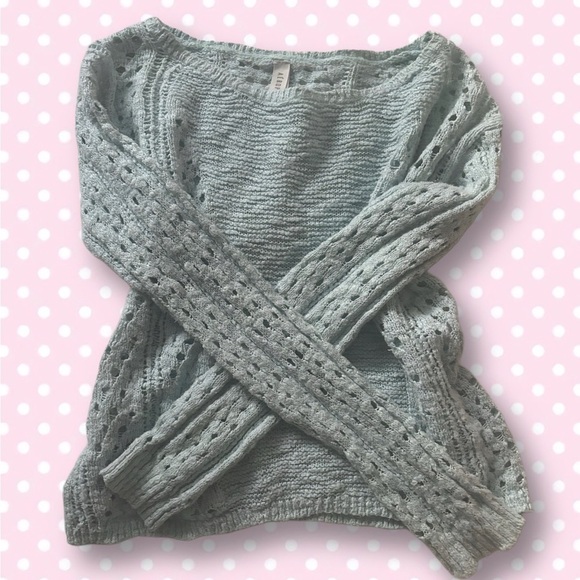 Aeropostale Sweaters - Aeropostale eyelet knit sweater 🎀🧸​